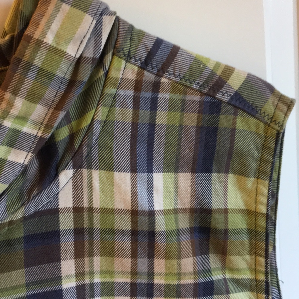 Plaid vest - Picture 2 of 2